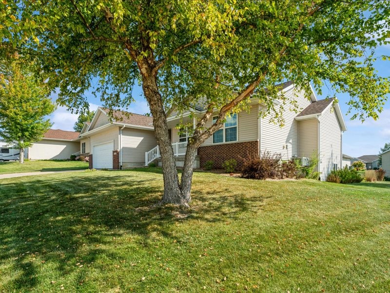 1605 Valentine Drive Marion IA 52302