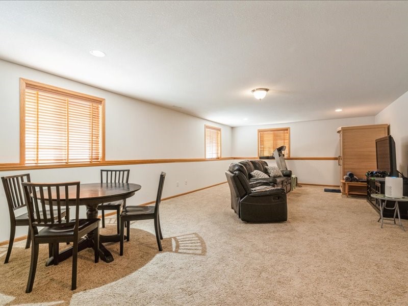 1605 Valentine Drive Marion IA 52302