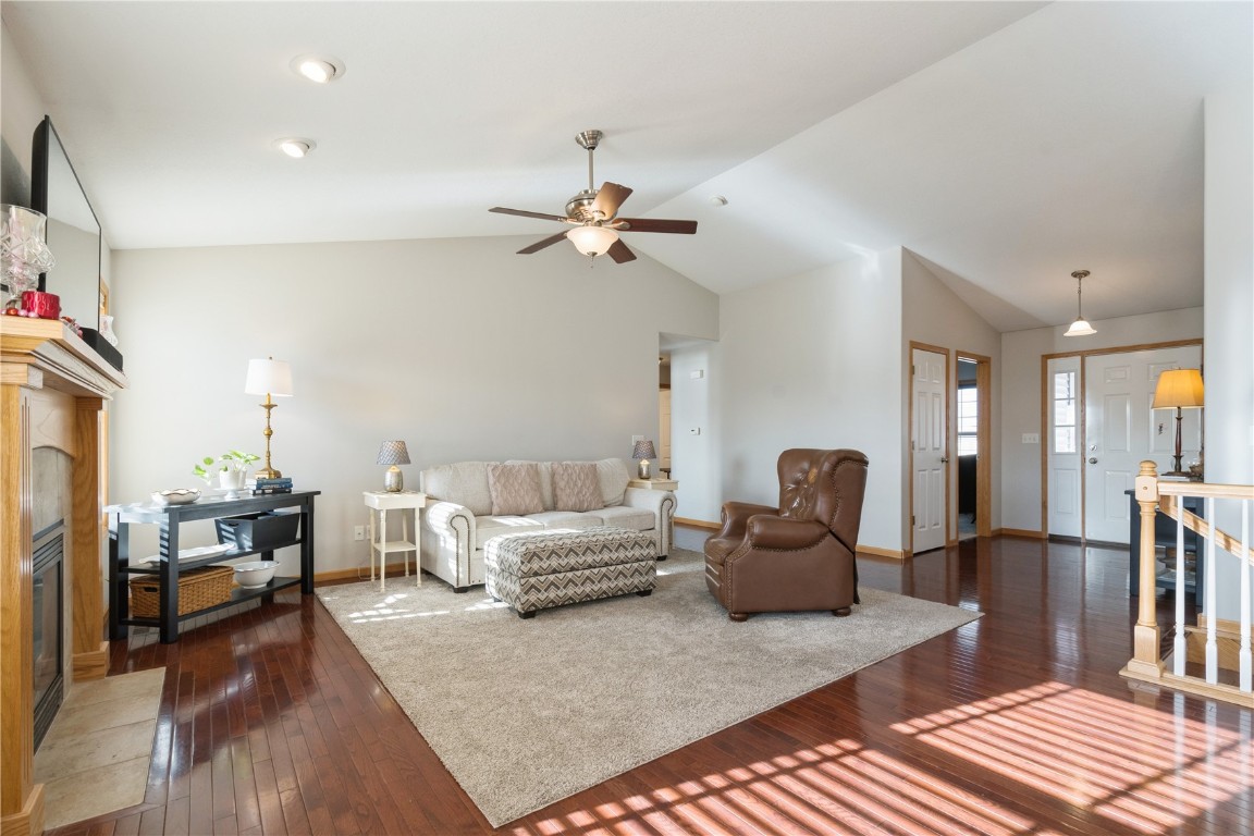 1605 Valentine Drive Marion IA 52302
