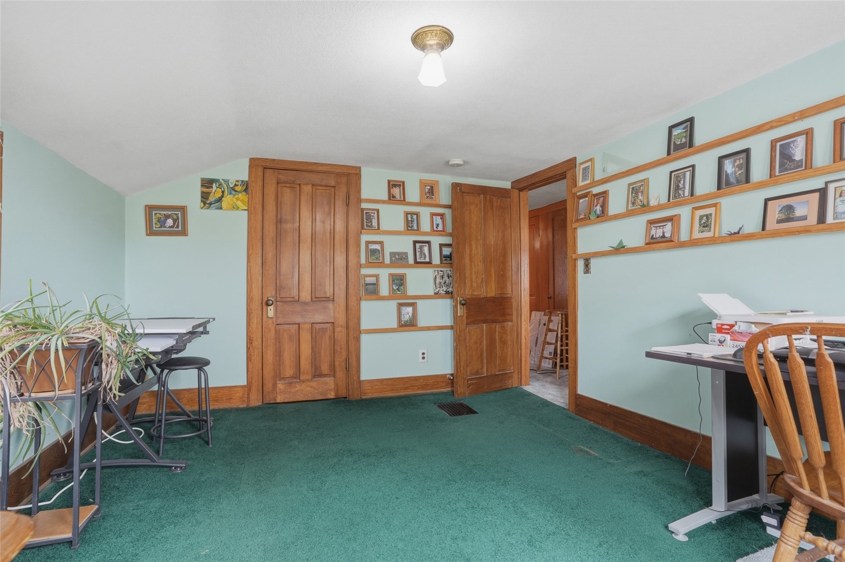 712 Ronalds Street Iowa City IA 52245