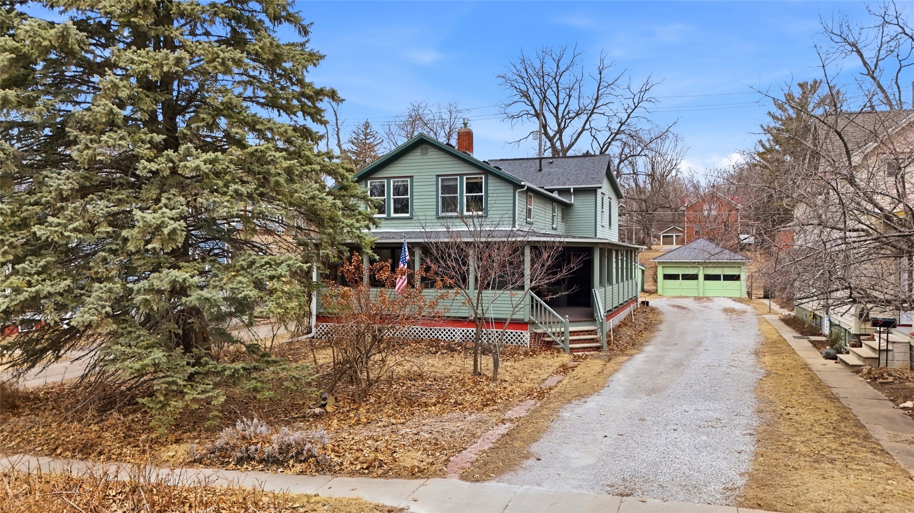 712 Ronalds Street Iowa City IA 52245