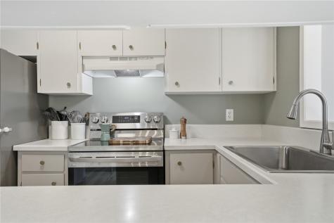2051 Brookland Drive NE Cedar Rapids IA 52402