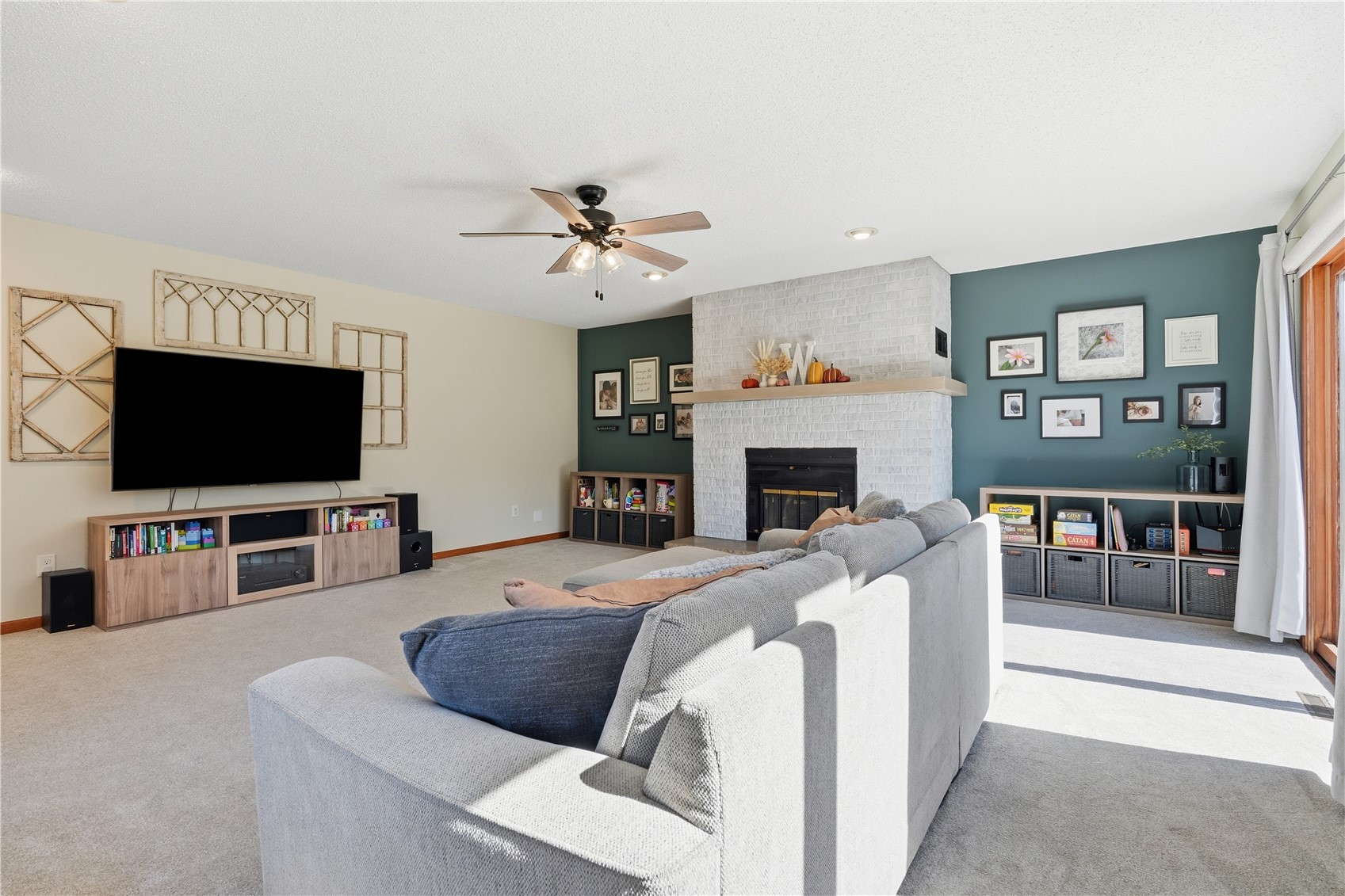 2051 Brookland Drive NE Cedar Rapids IA 52402
