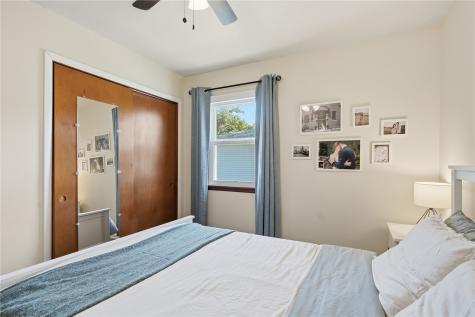 2051 Brookland Drive NE Cedar Rapids IA 52402