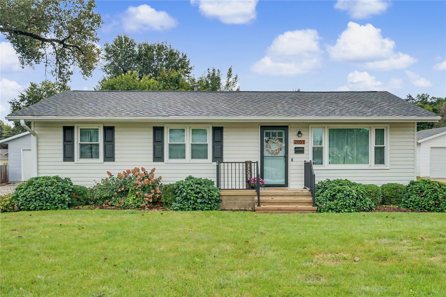 2051 Brookland Drive NE Cedar Rapids IA 52402