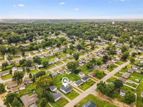2051 Brookland Drive NE Cedar Rapids IA 52402