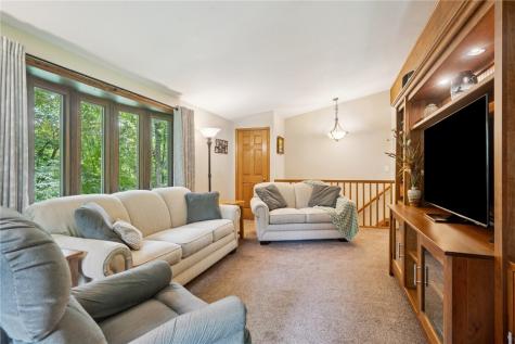 50 Shadow Lane Lisbon IA 52253