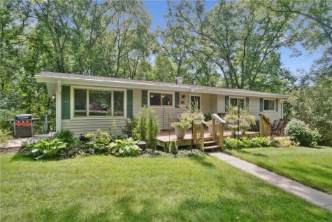 50 Shadow Lane Lisbon IA 52253