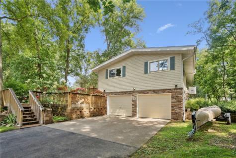 50 Shadow Lane Lisbon IA 52253