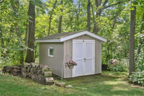 50 Shadow Lane Lisbon IA 52253