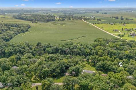 50 Shadow Lane Lisbon IA 52253