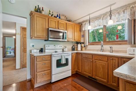 50 Shadow Lane Lisbon IA 52253