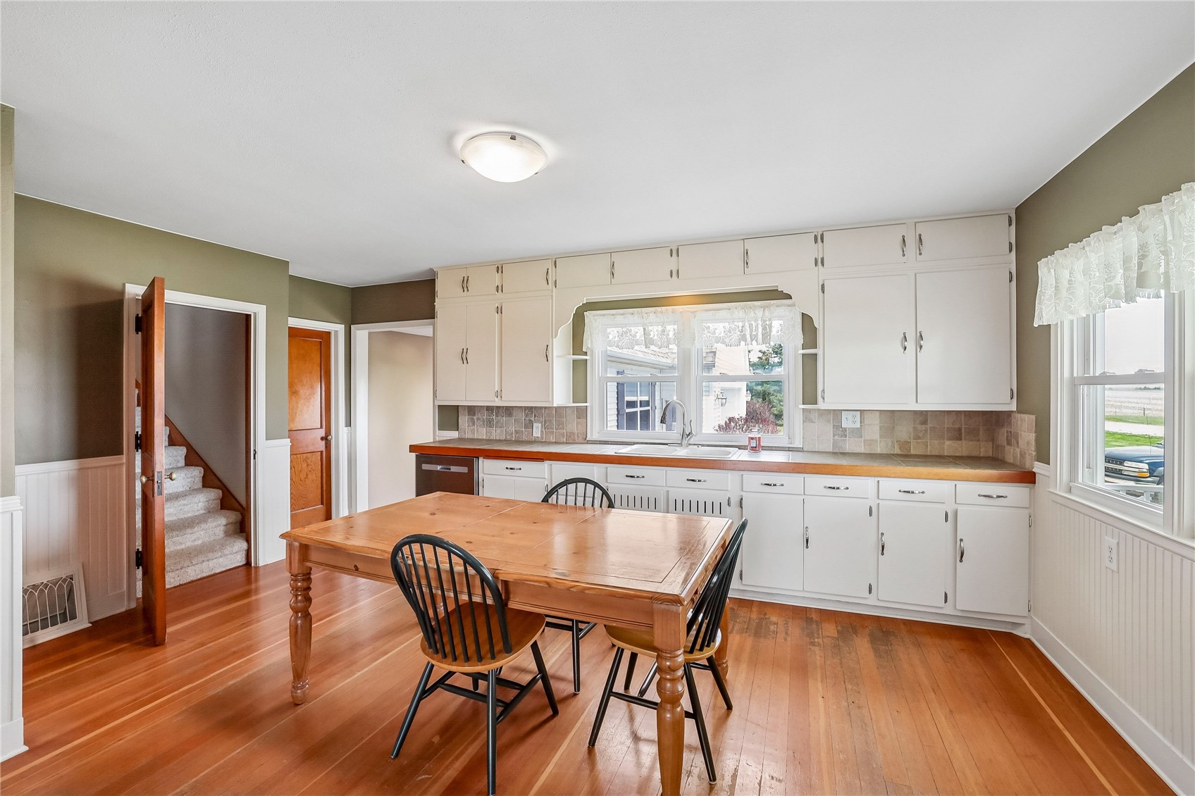 7083 18th Avenue Van Horne IA 52346