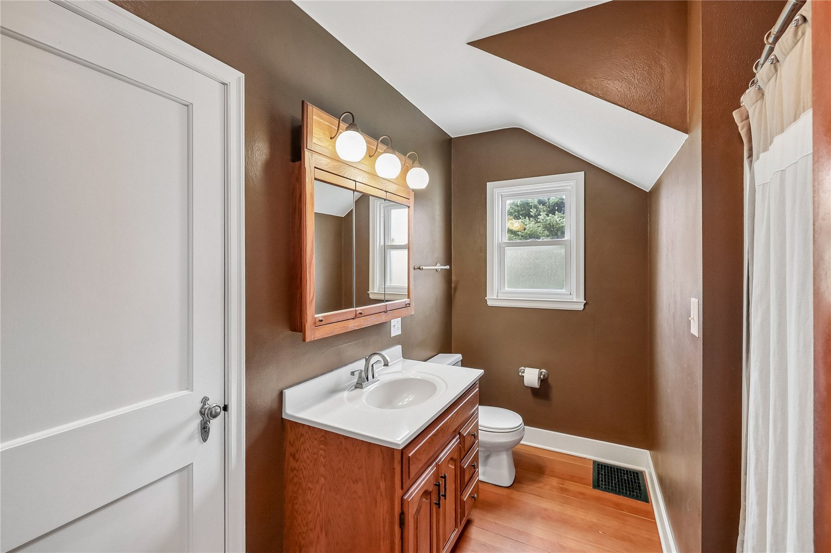 7083 18th Avenue Van Horne IA 52346