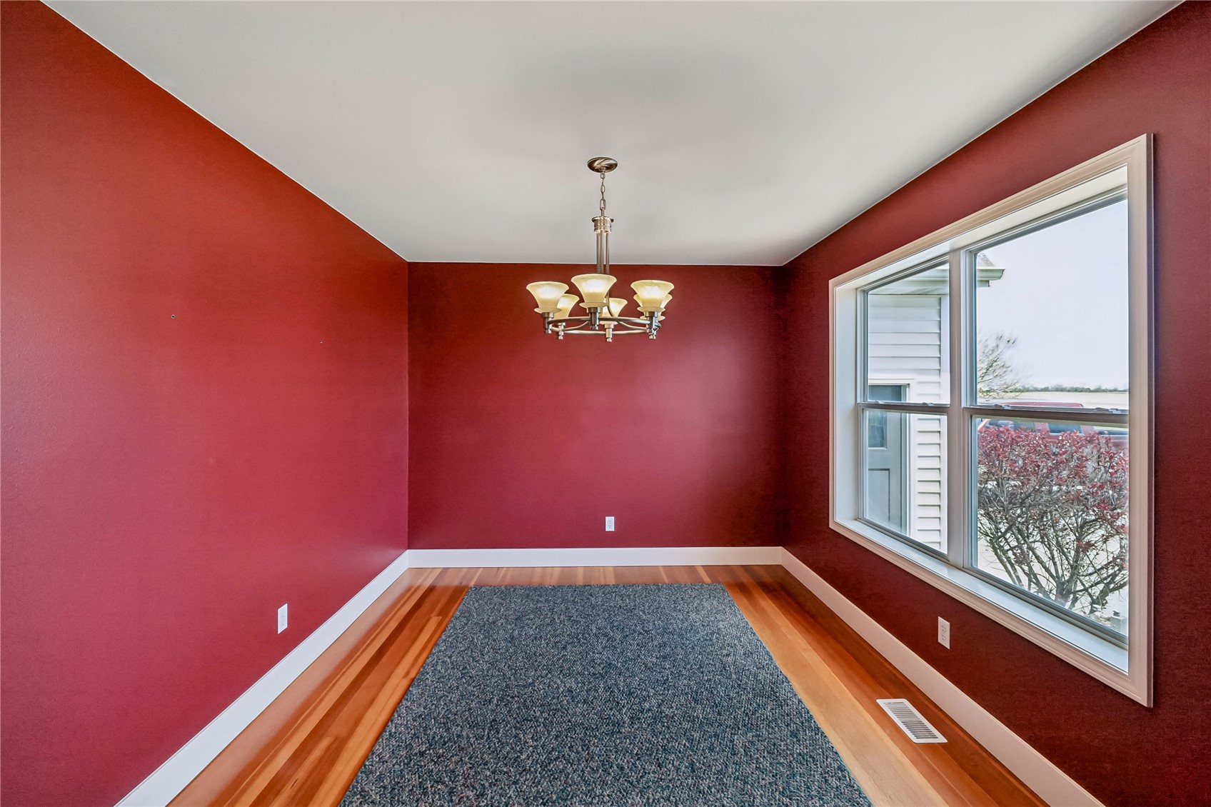 7083 18th Avenue Van Horne IA 52346