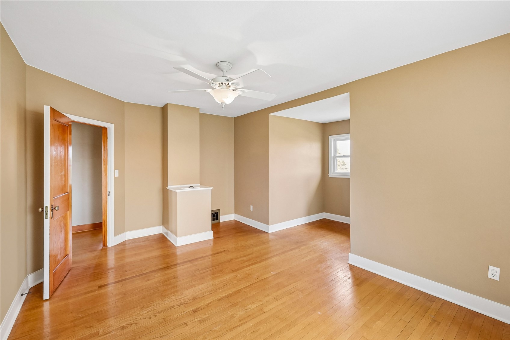 7083 18th Avenue Van Horne IA 52346