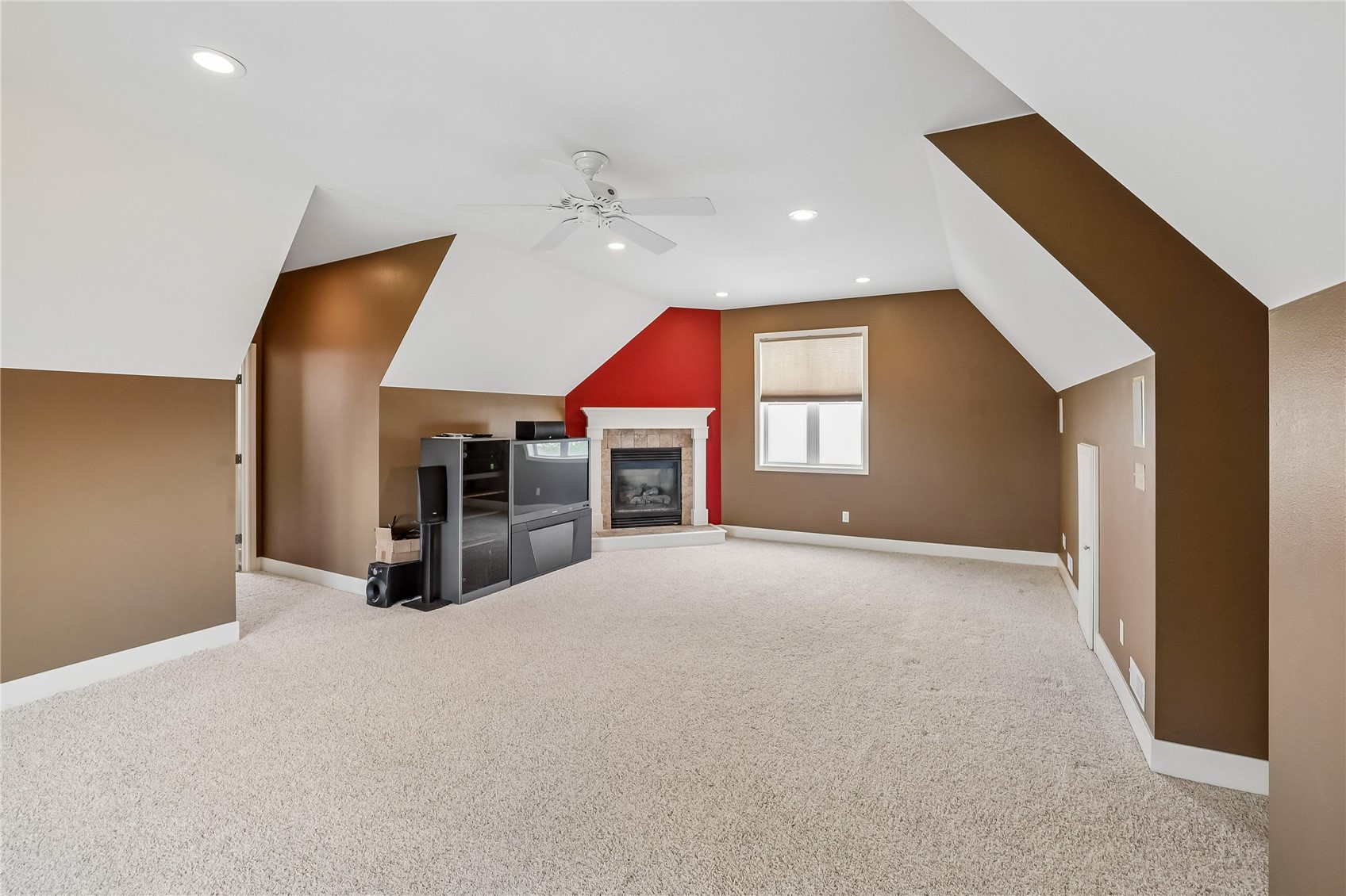 7083 18th Avenue Van Horne IA 52346