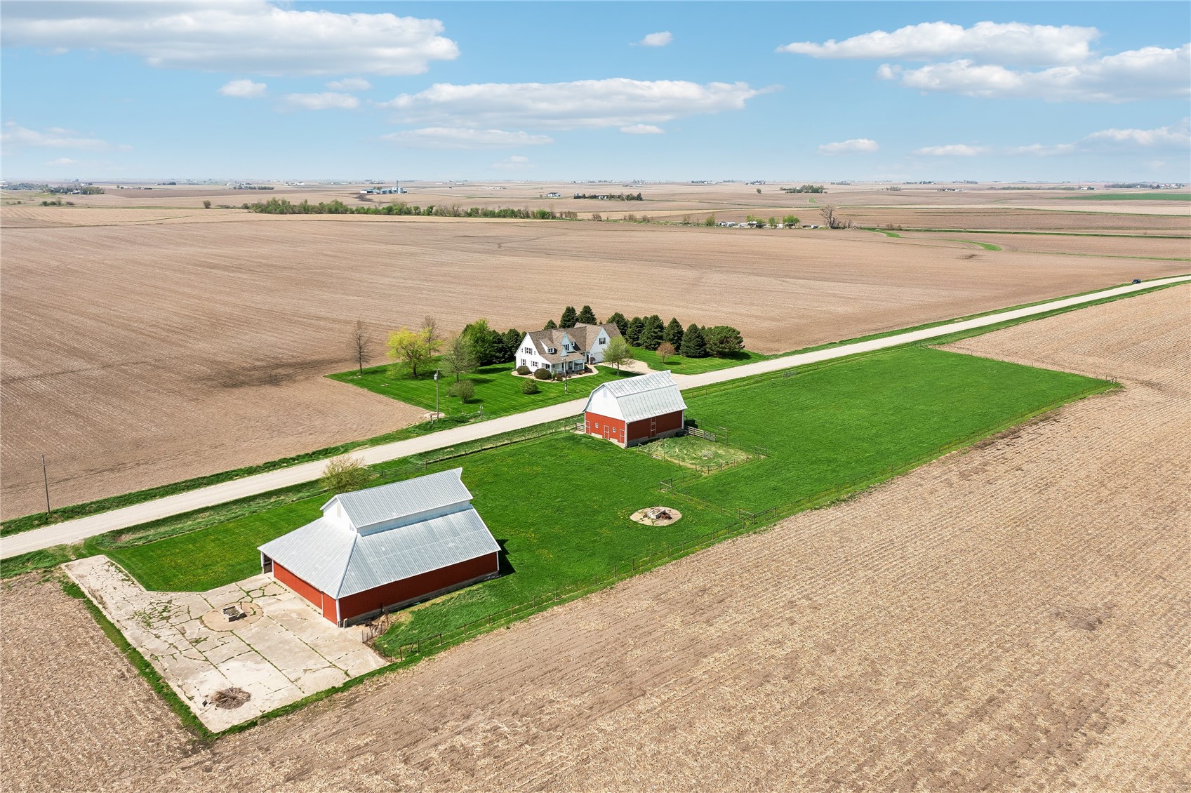 7083 18th Avenue Van Horne IA 52346