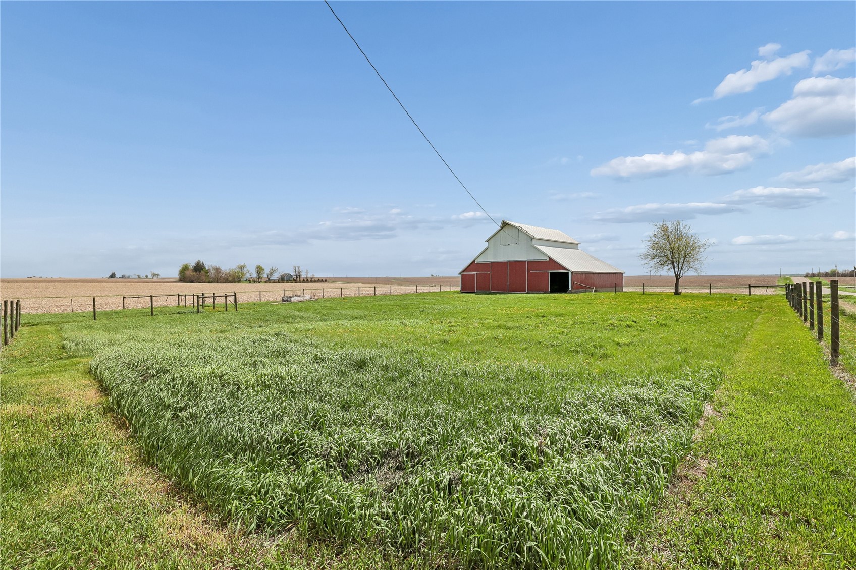 7083 18th Avenue Van Horne IA 52346