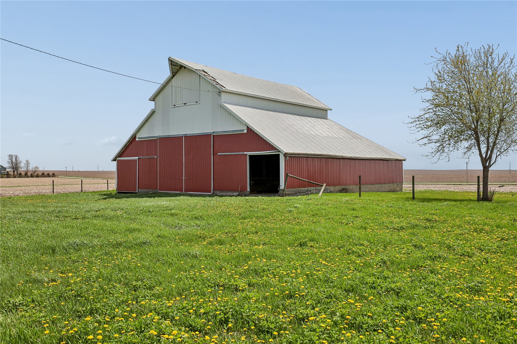7083 18th Avenue Van Horne IA 52346
