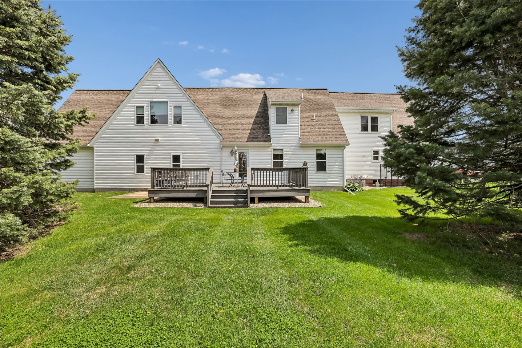 7083 18th Avenue Van Horne IA 52346