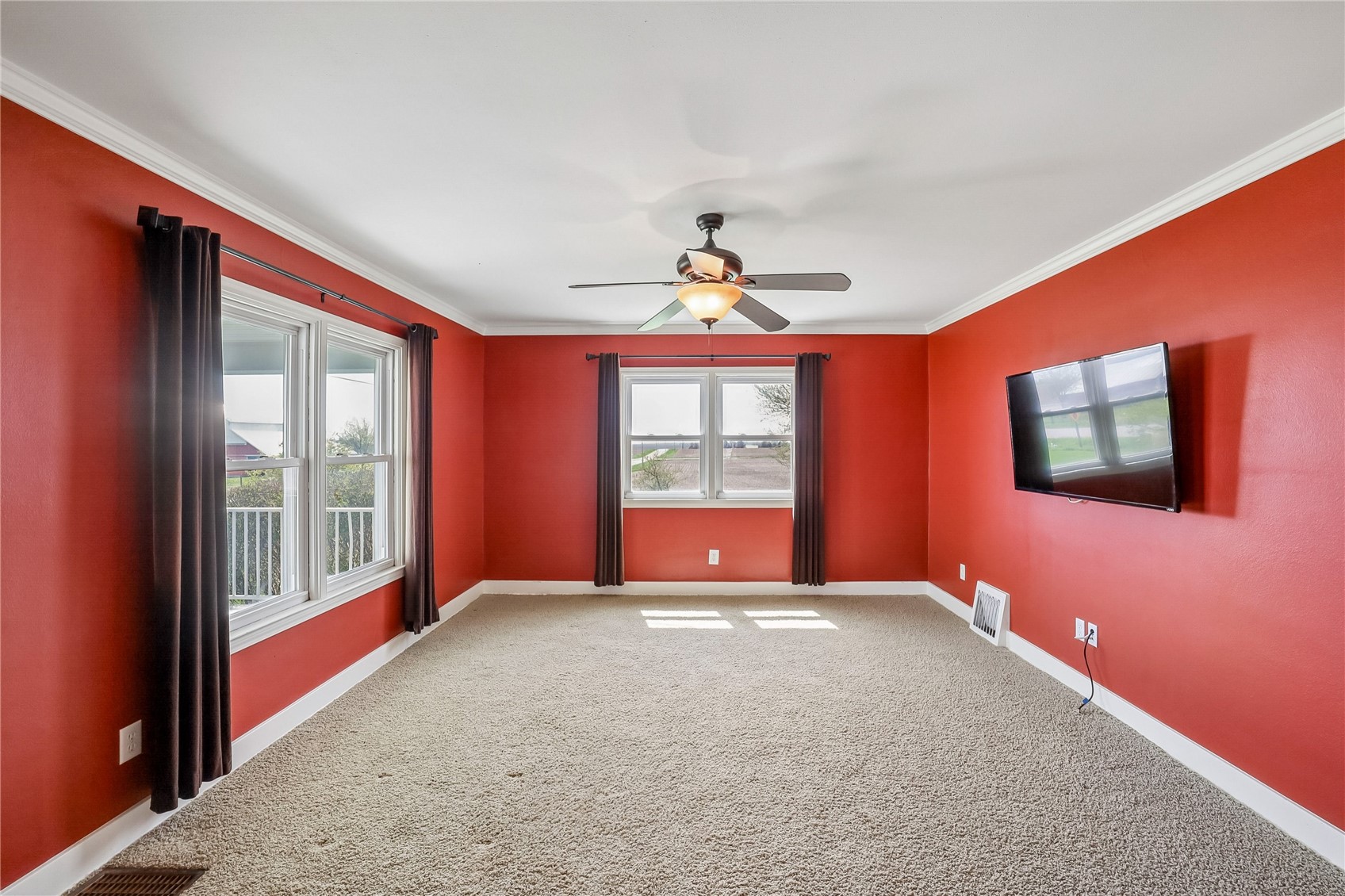 7083 18th Avenue Van Horne IA 52346
