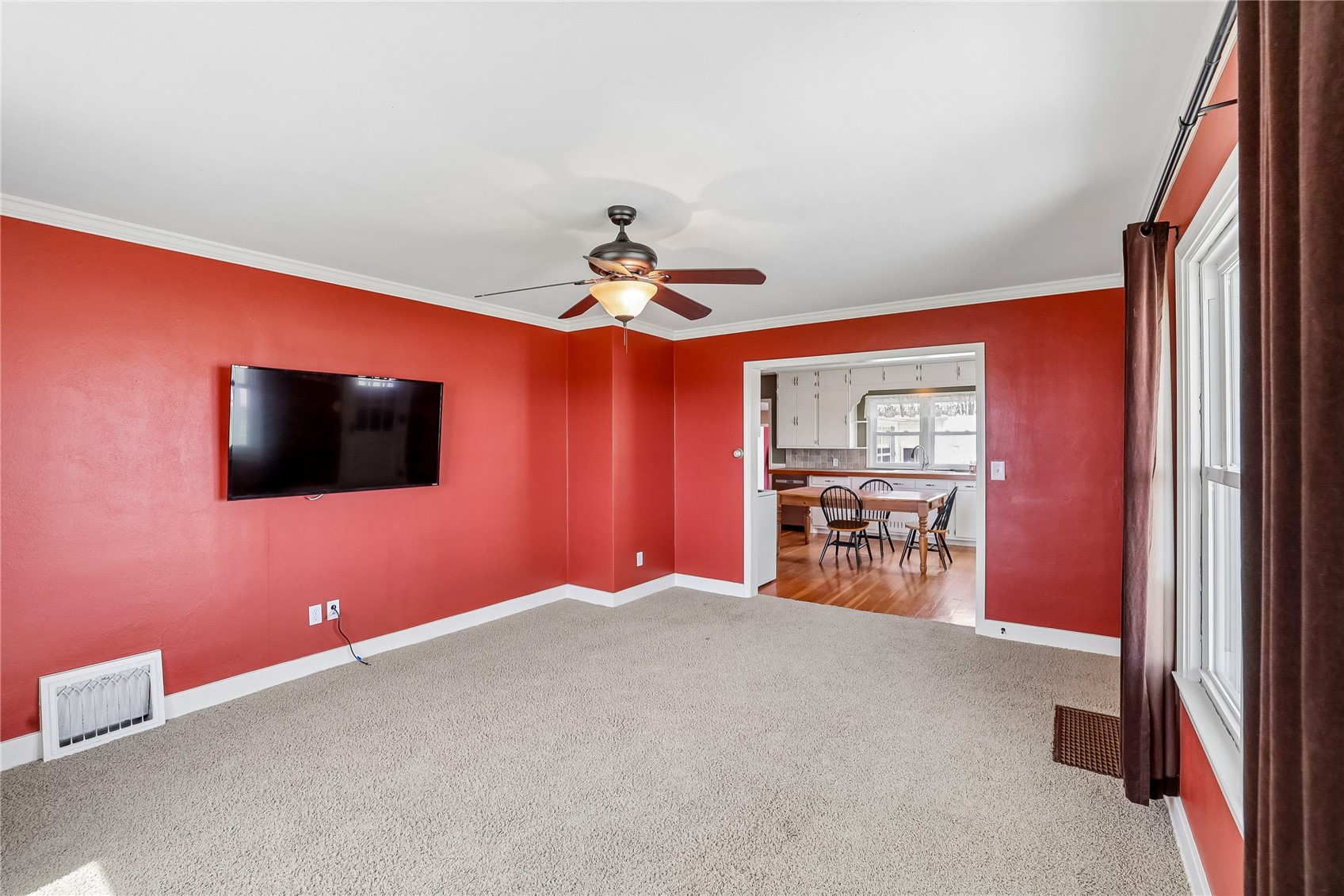 7083 18th Avenue Van Horne IA 52346