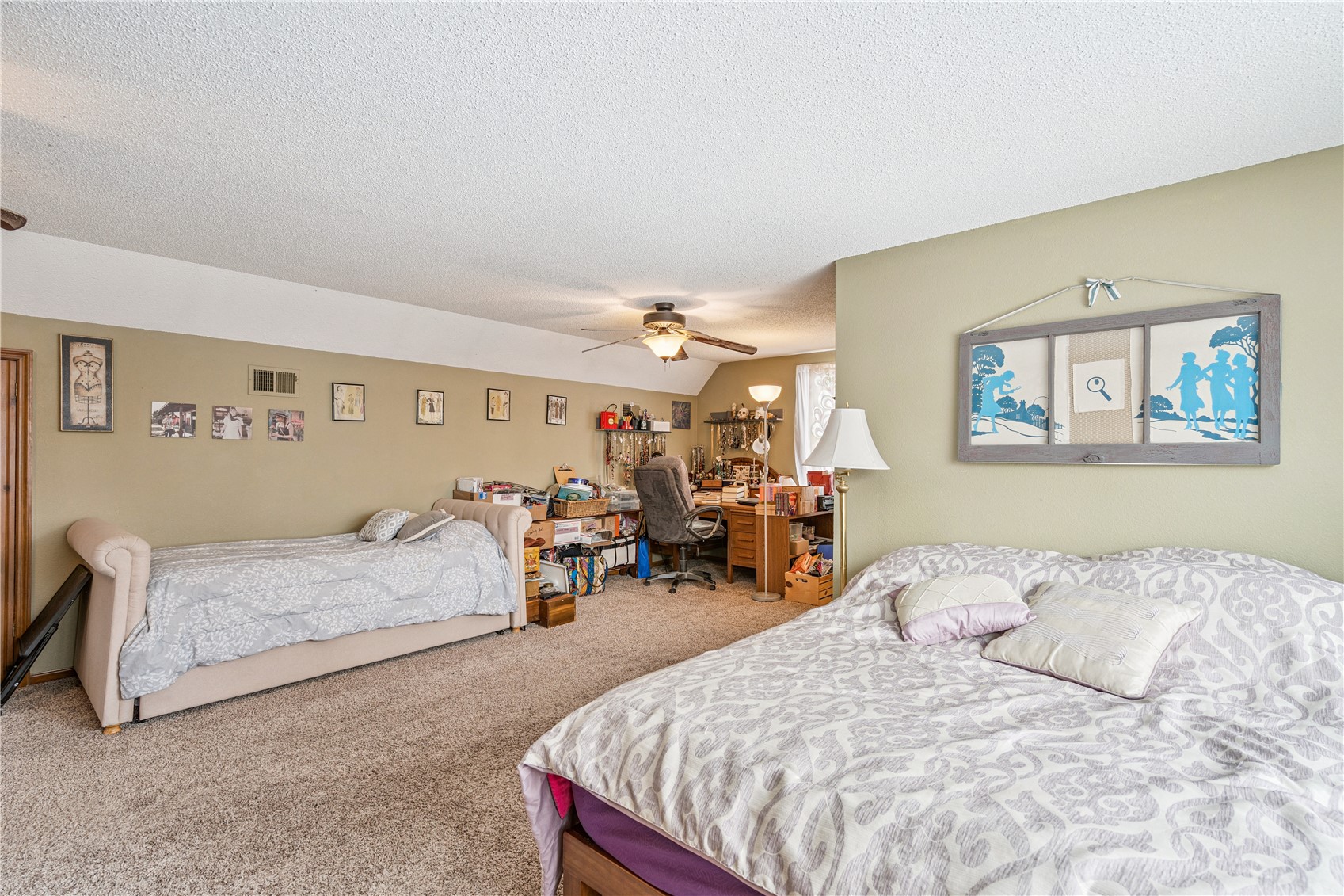198 Forest Drive SE Cedar Rapids IA 52403