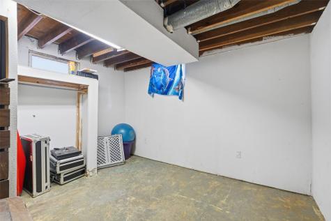 624 40th Street NE Cedar Rapids IA 52403