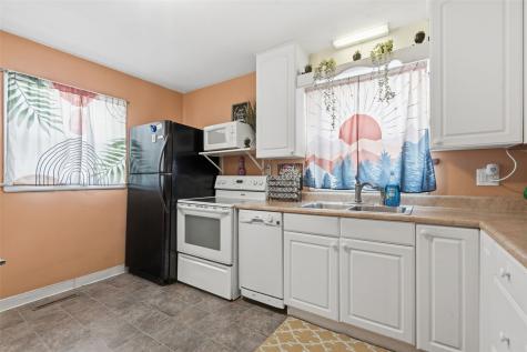 624 40th Street NE Cedar Rapids IA 52403