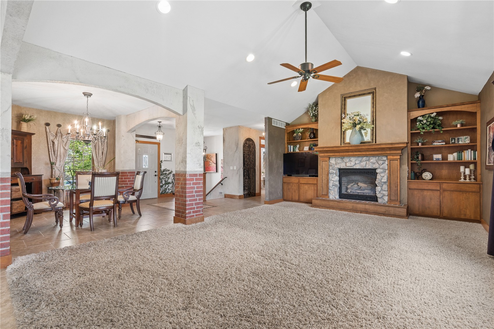 1900 Valentine Drive Marion IA 52302