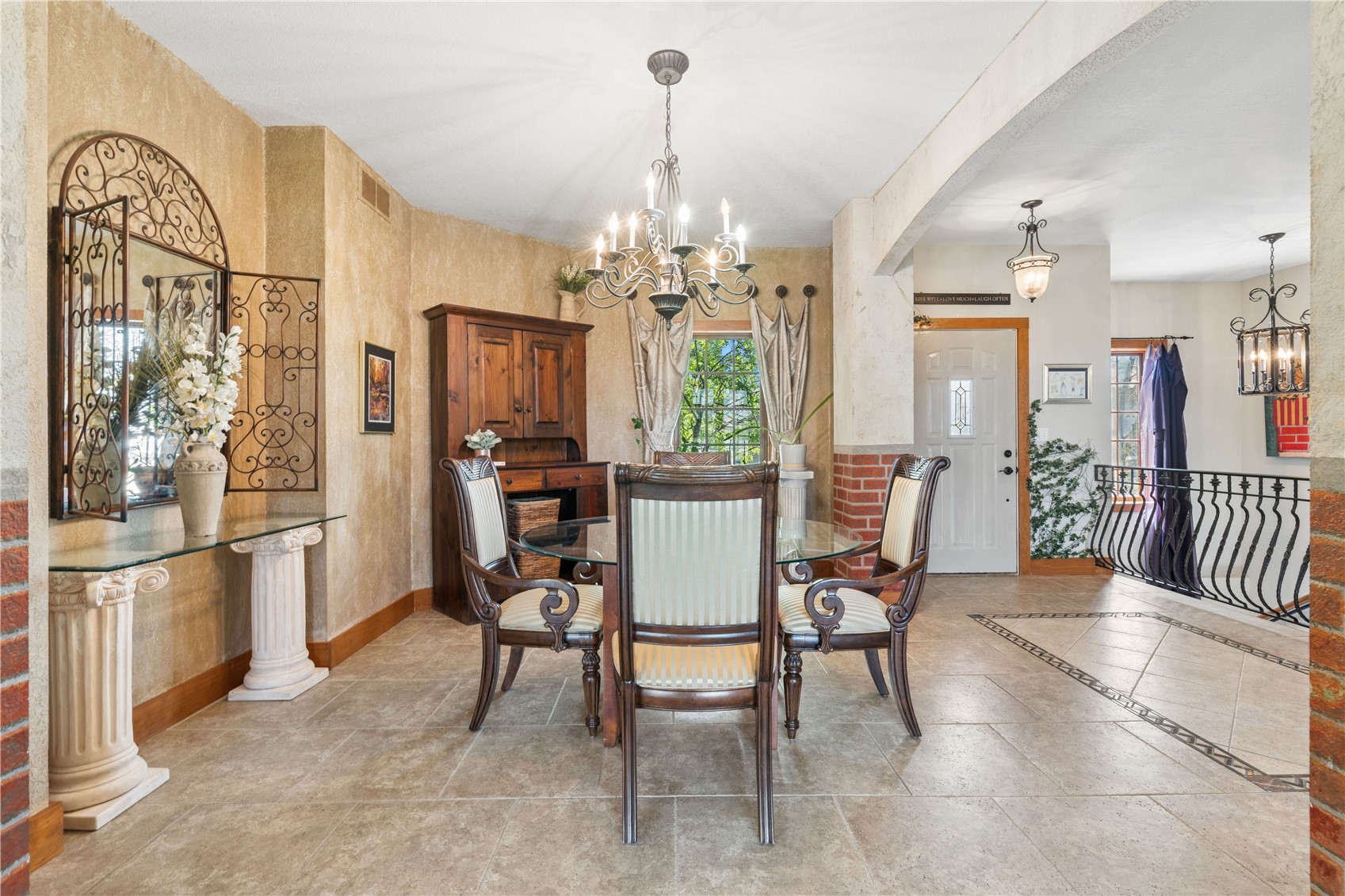 1900 Valentine Drive Marion IA 52302