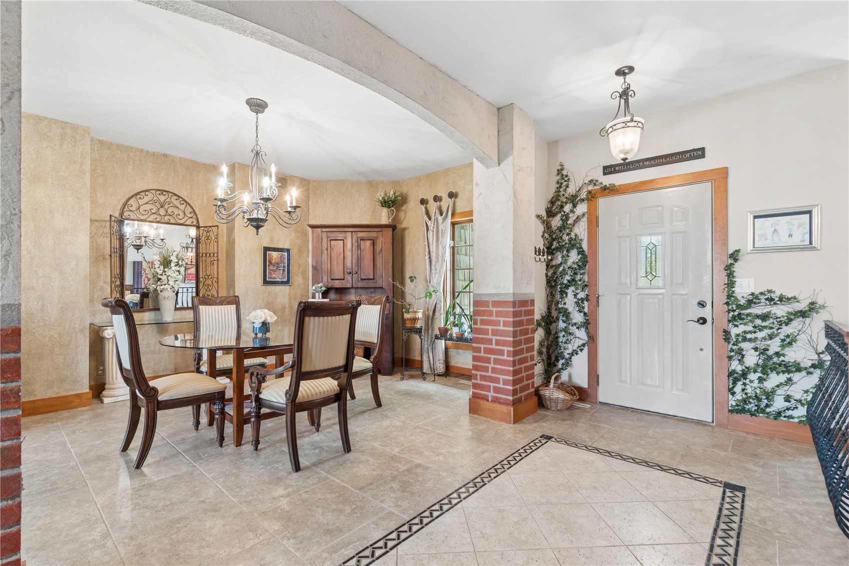 1900 Valentine Drive Marion IA 52302