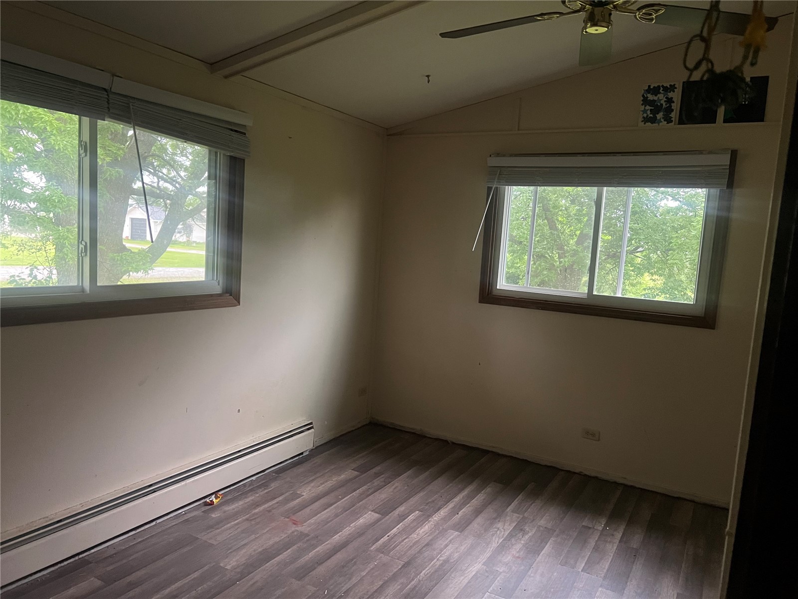 204 Wisconsin Street Cincinnati IA 52549