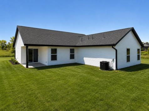5006 Dostal SW Cedar Rapids IA 52404