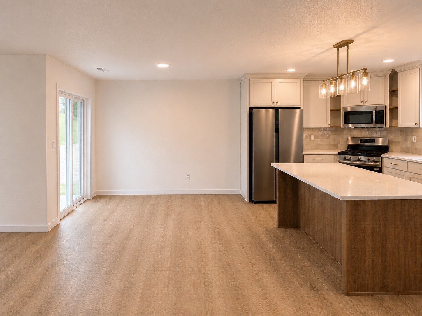 5006 Dostal SW Cedar Rapids IA 52404