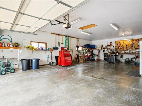 8050 Jandel Court Toddville IA 52341