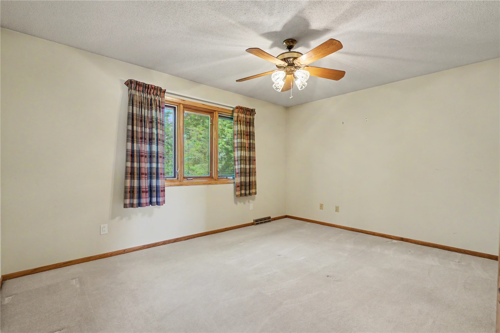 5304 Smithland Drive Marion IA 52302