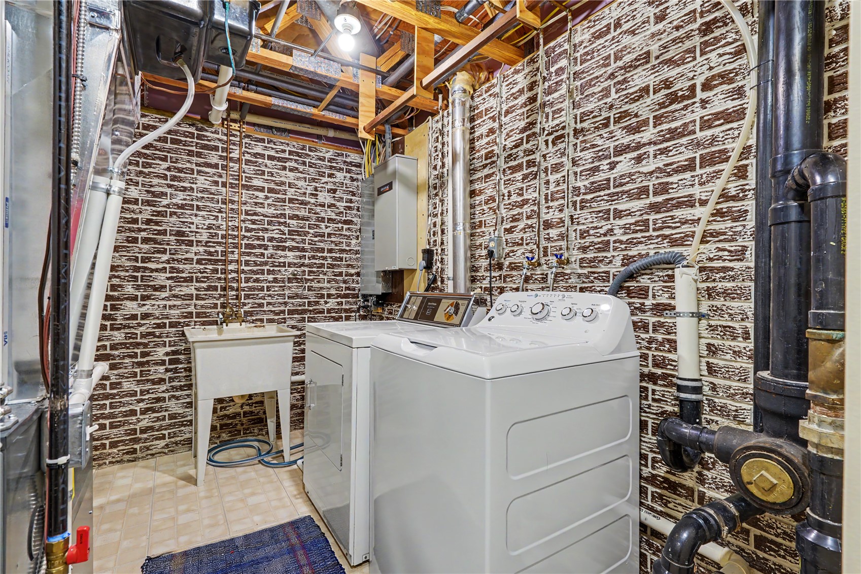 5304 Smithland Drive Marion IA 52302