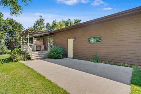 5304 Smithland Drive Marion IA 52302