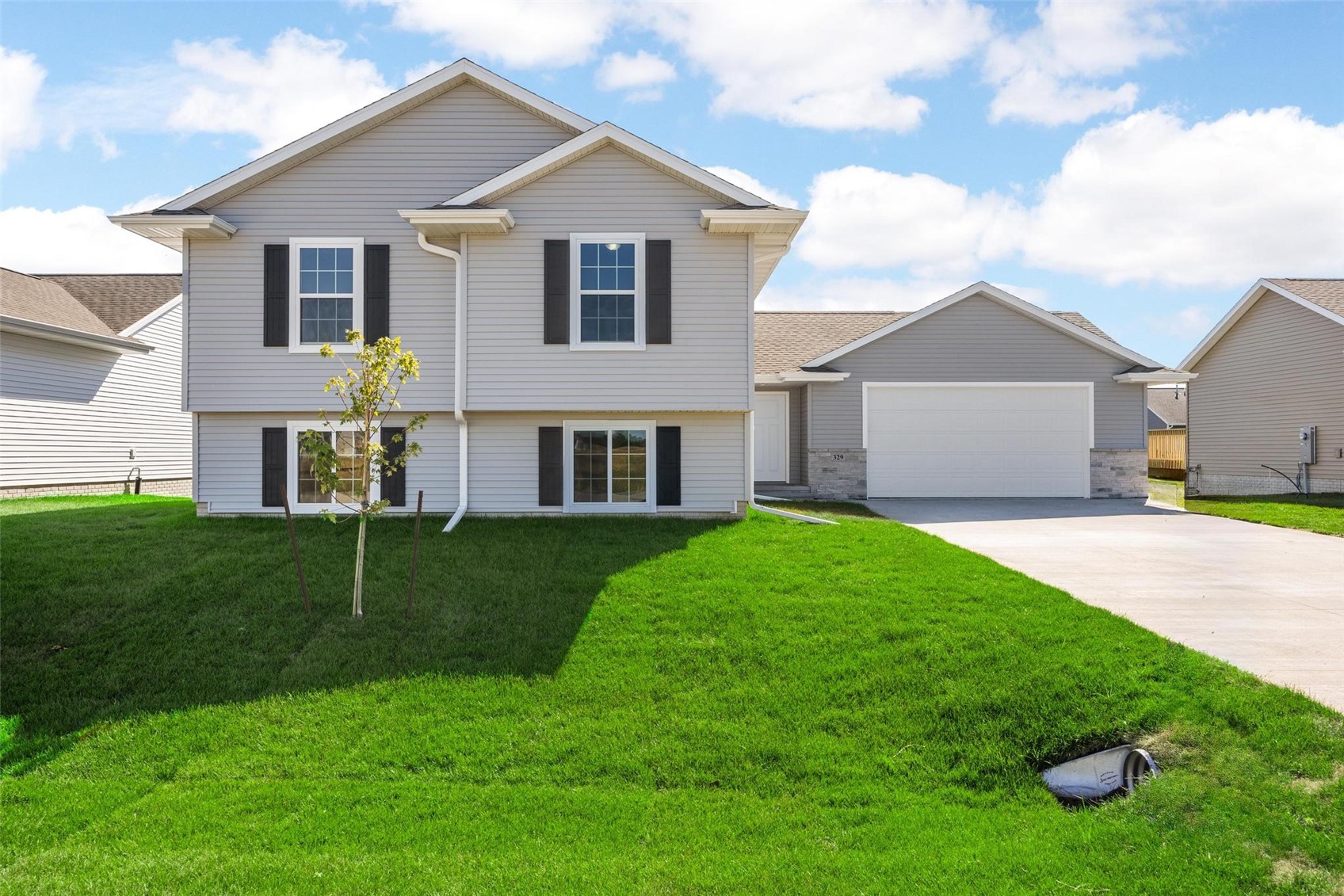 Palo IA, 409 Sumac Drive
