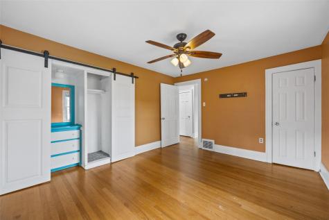 1960 2nd Avenue SE Cedar Rapids IA 52403