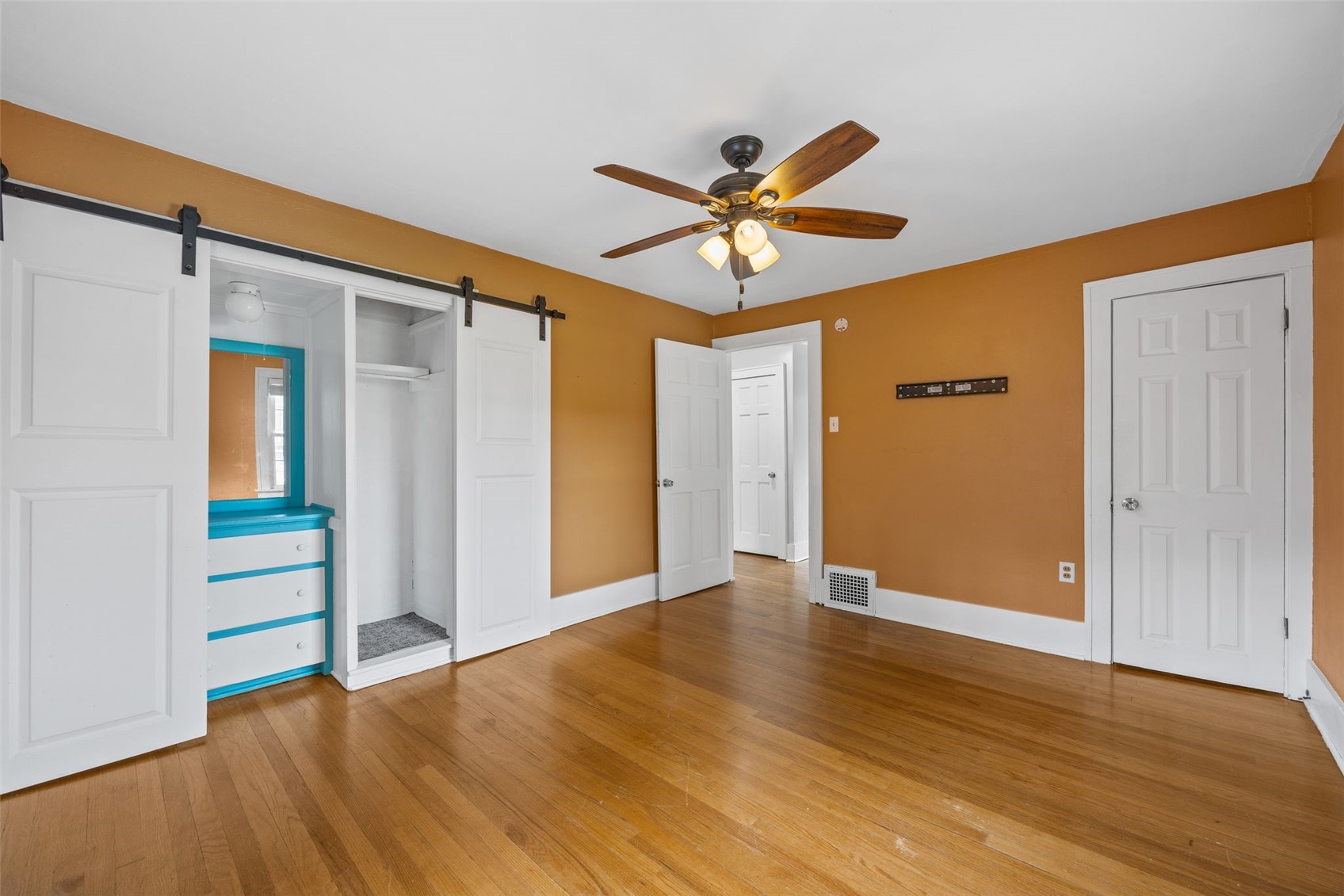 1960 2nd Avenue SE Cedar Rapids IA 52403