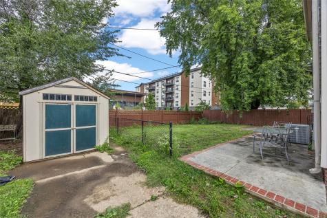 1960 2nd Avenue SE Cedar Rapids IA 52403