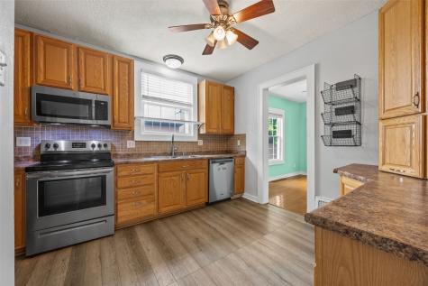 1960 2nd Avenue SE Cedar Rapids IA 52403