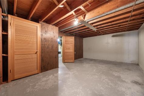 3018 Terry Drive SE Cedar Rapids IA 52403