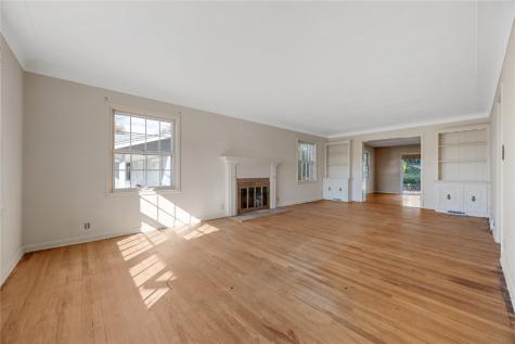 3018 Terry Drive SE Cedar Rapids IA 52403
