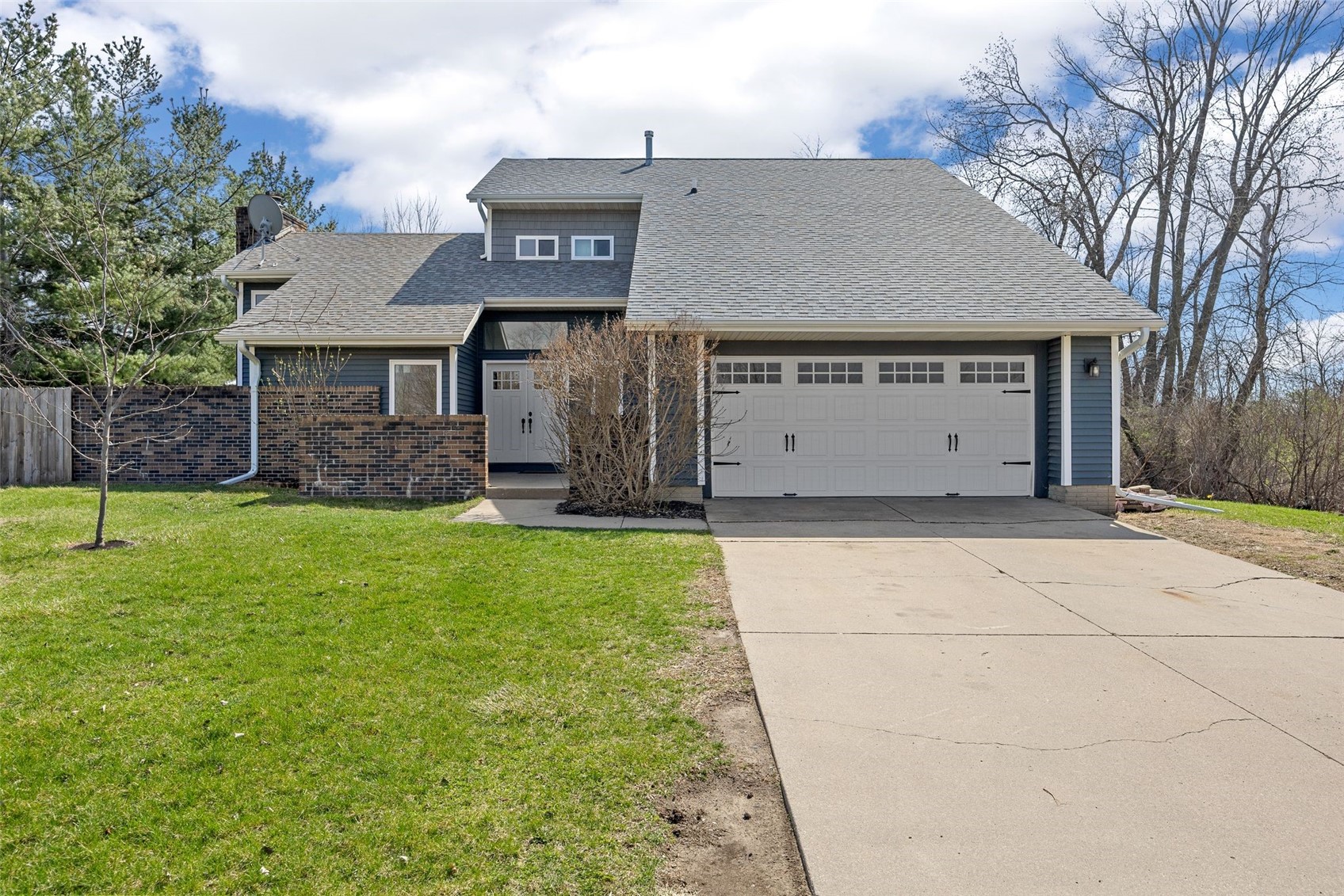 5750 J Street SW Cedar Rapids IA 52404