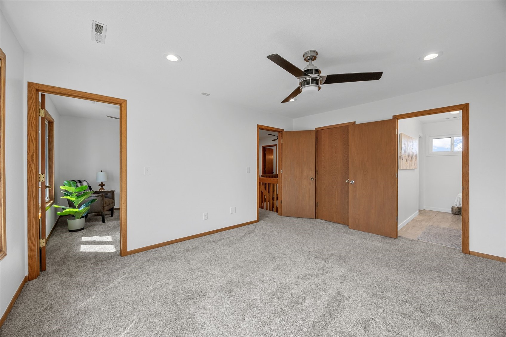 5750 J Street SW Cedar Rapids IA 52404