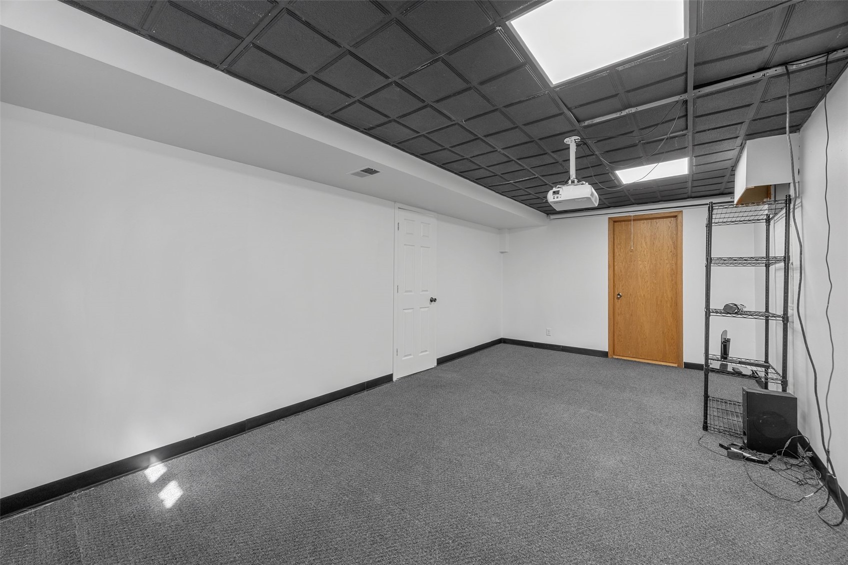 5750 J Street SW Cedar Rapids IA 52404